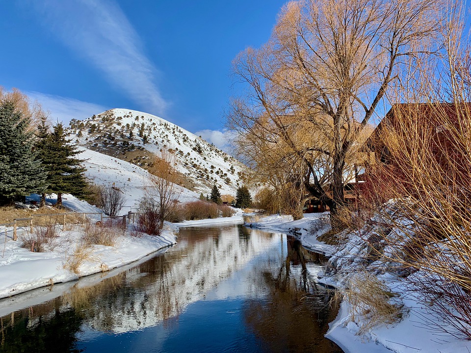 Durango CO to/from Jackson Hole (JAC) WY flight deal from $258rt