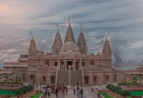 Durango CO to Mumbai (BOM) Indi flight deal from $995rt