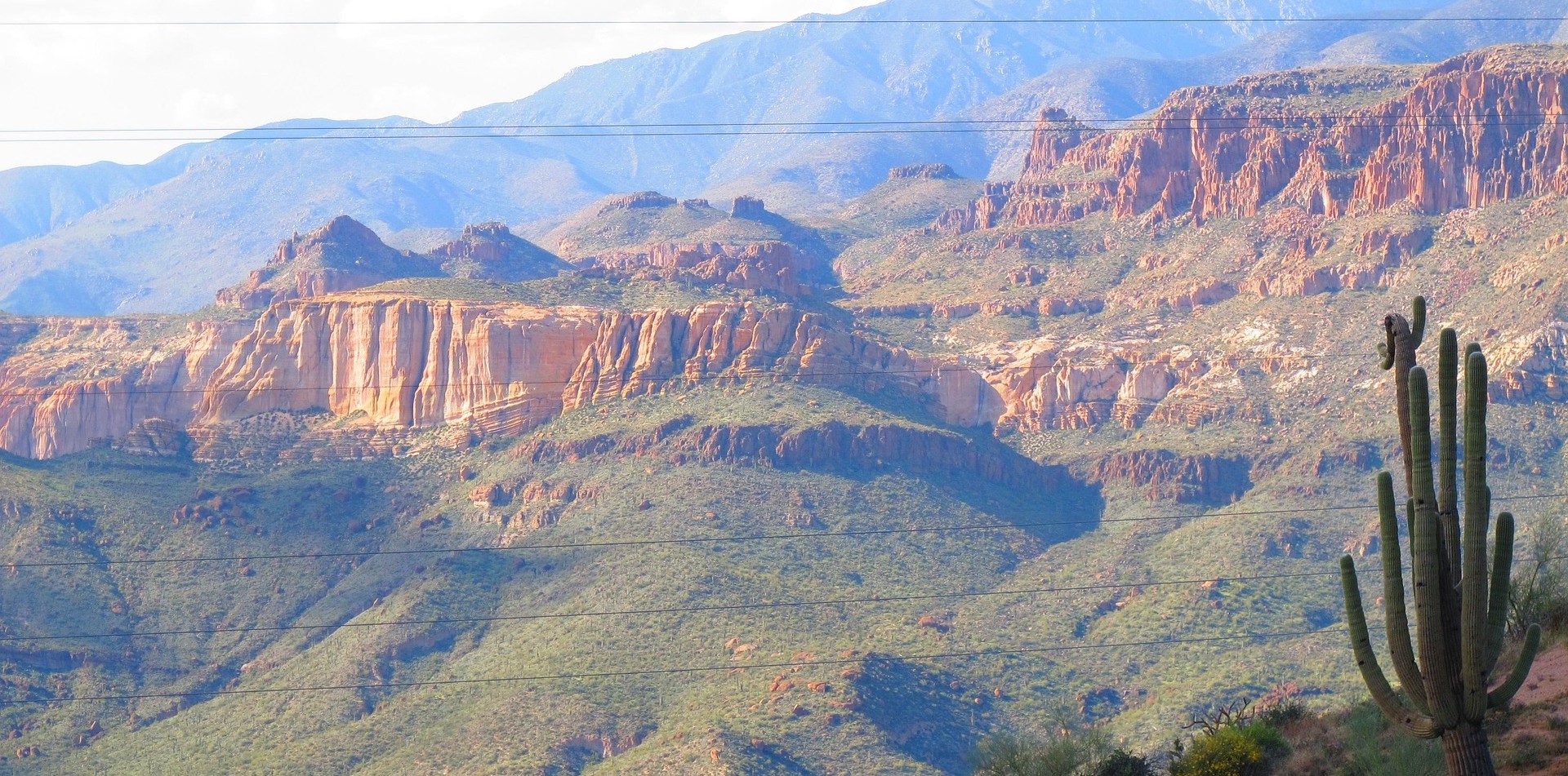 Durango CO to/from Phoenix (PHX) AZ flight deal from $250rt