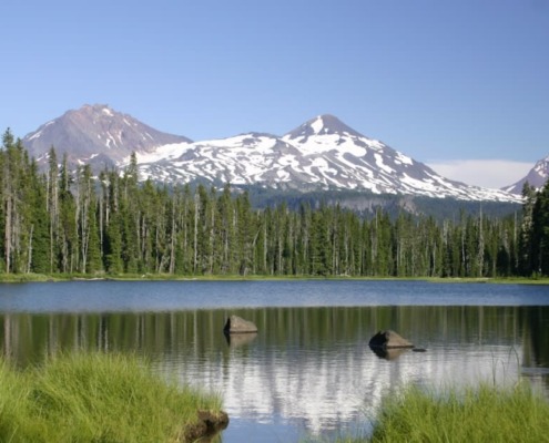 Durango CO to/from Eugene (EUG) OR flight Deal from $288rt