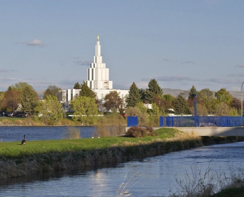 Durango CO to/from Idaho Falls (IDA) ID flight deal from $260rt