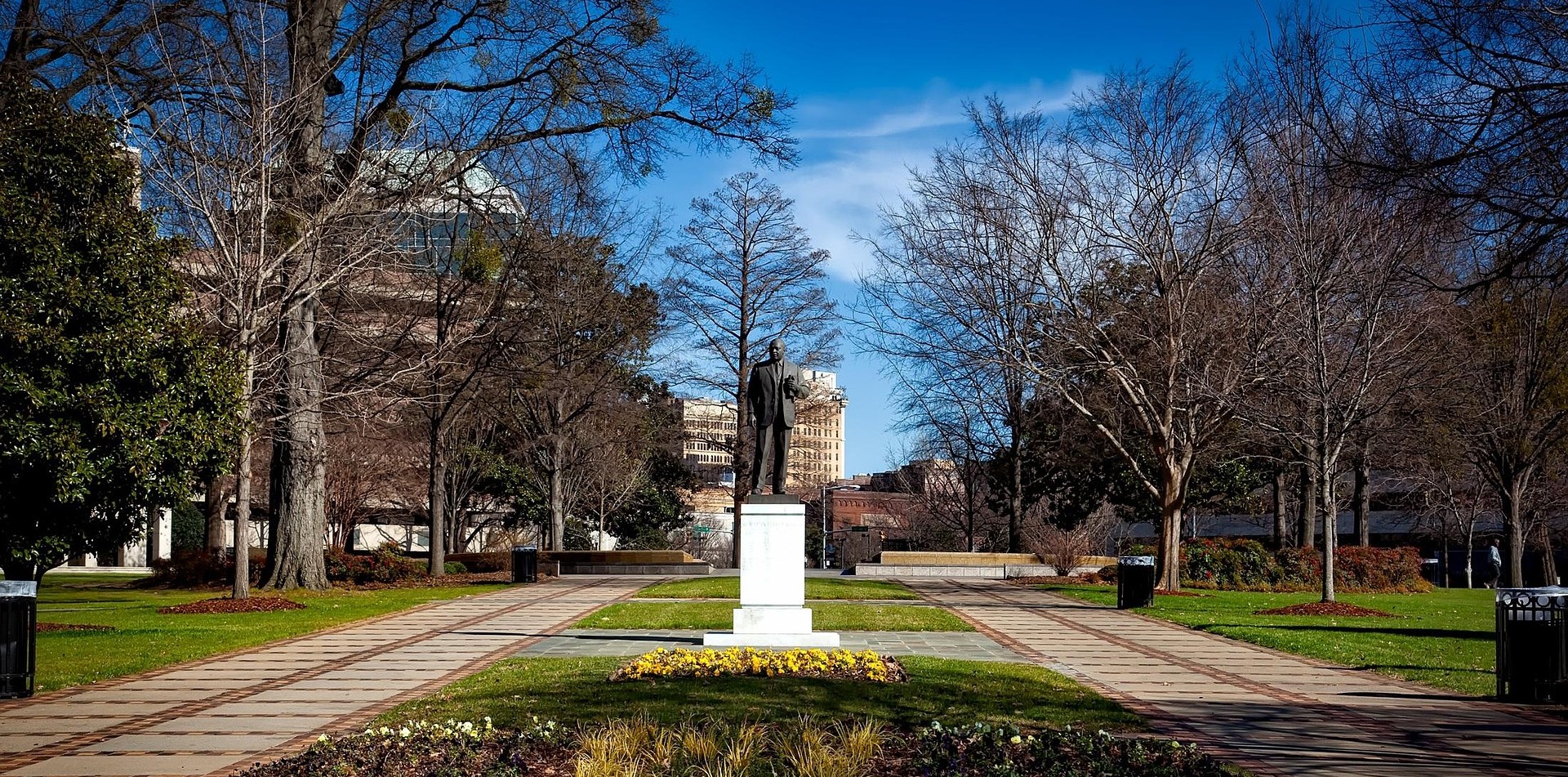 Durango CO to/from Birmingham (BHM) AL flight deal from $318rt