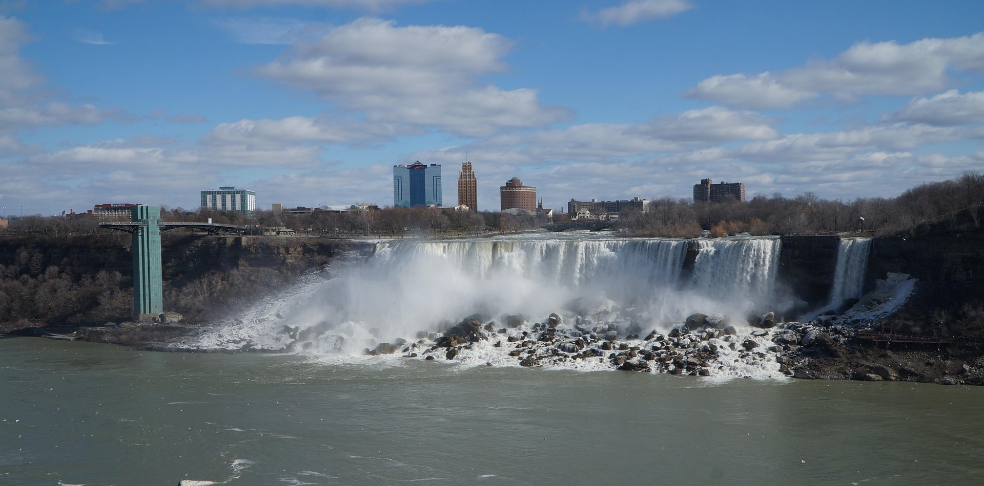 Durango CO to/from Buffalo (BUF) NY flight deal from $348rt